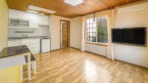 基础客房, 1 间卧室 (pyeonbaekbang) | 1 多间卧室、免费 WiFi