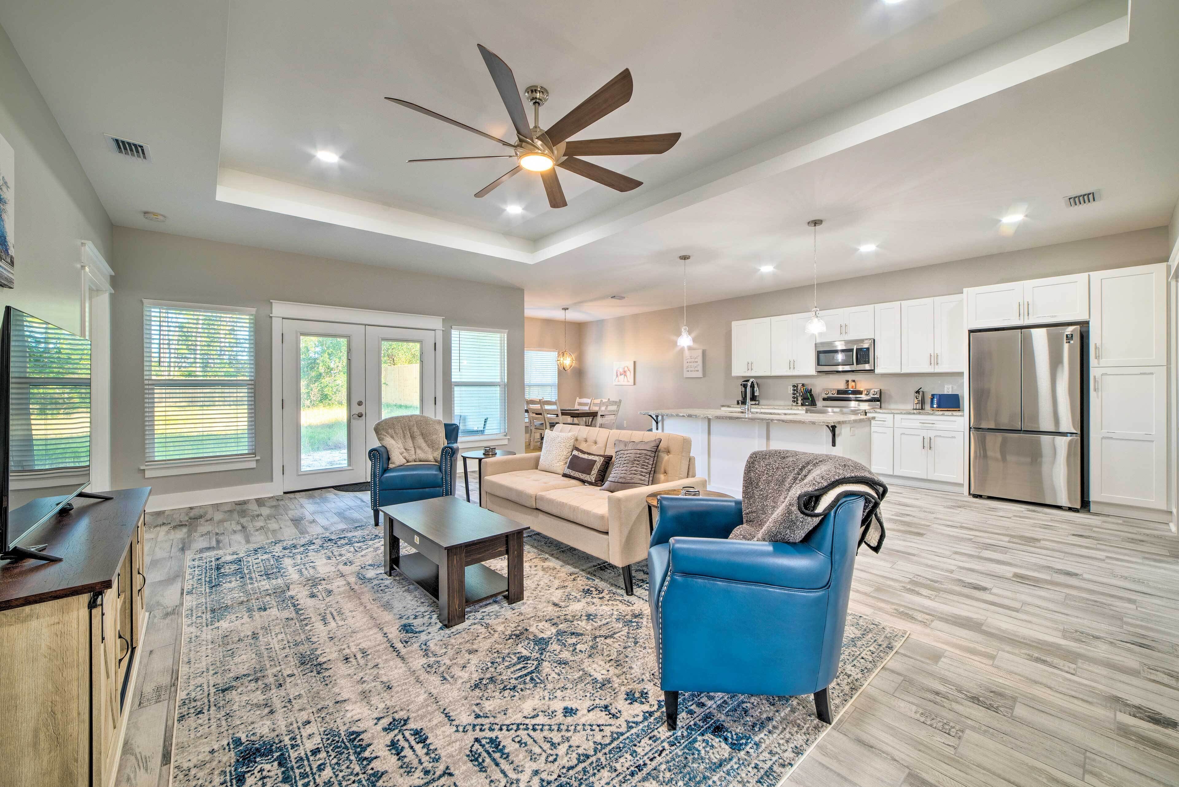 Sunny Panama City Beach Abode w/ Private Yard