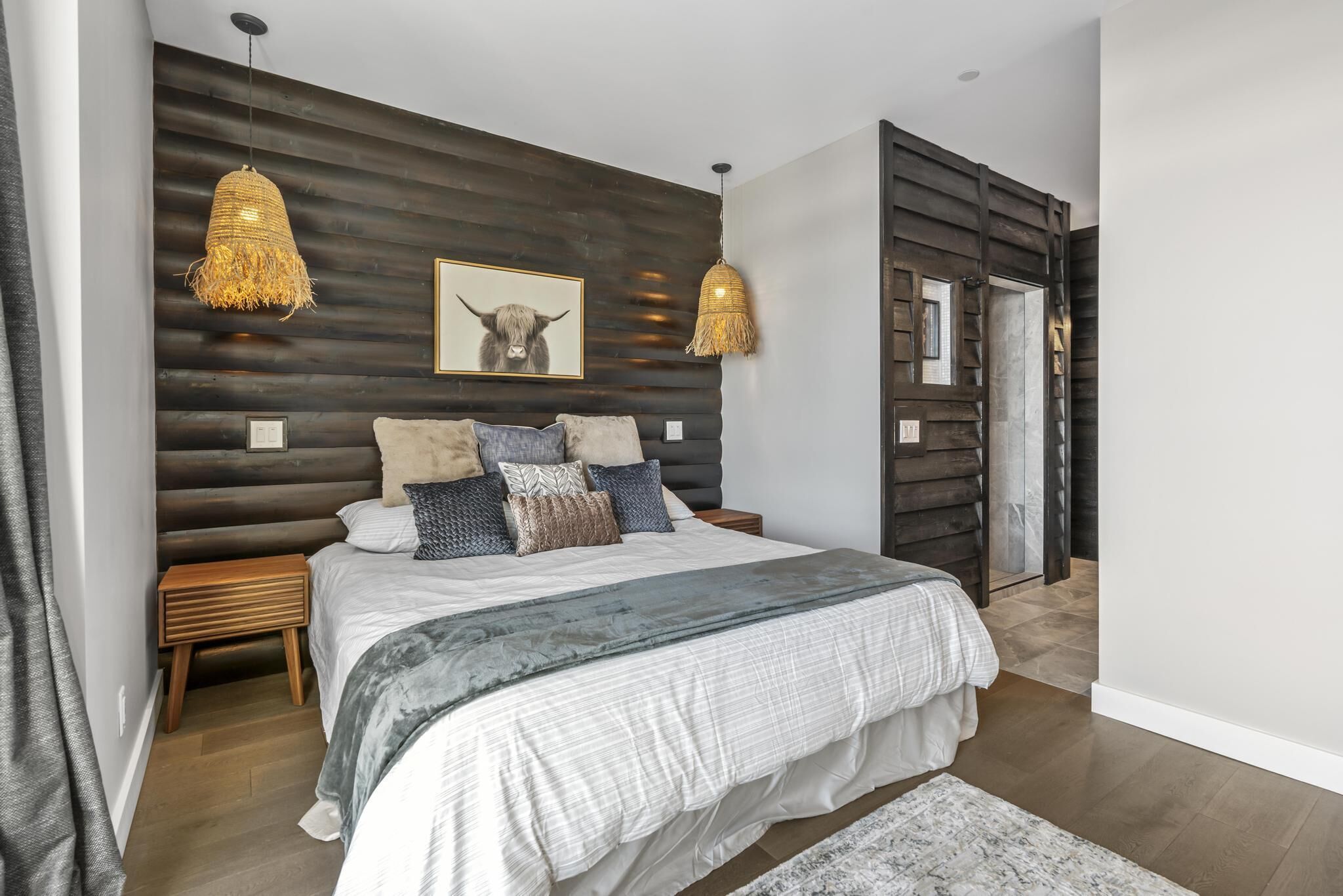 Chalet, 4 Bedrooms, Mountain View, Slope side (4 Bedrooms) | 4 bedrooms, individually decorated, individually furnished, bed sheets