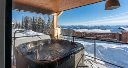 Chalet Monashee-brand New High End W/amazing Views