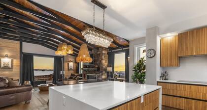 Chalet Monashee-brand New High End W/amazing Views