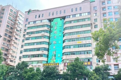 Chenzhou Jiari Hotel