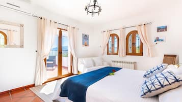 4 camere, ferro/asse da stiro, Wi-Fi gratuito, lenzuola