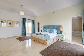 5 slaapkamers, een strijkplank/strijkijzer, gratis wifi, beddengoed