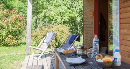 2/4-person chalet at Lac de Villefort