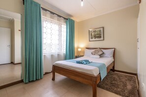 3 bedrooms, iron/ironing board, Internet, bed sheets