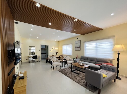 Luxury 3BR Villa w Plunge Pool near SM Batangas (Instagram-Worthy!)