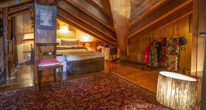 Sky and retreat in a charme house in Courmayeur!