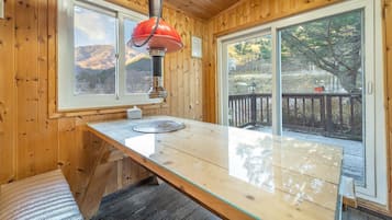 Kamar Basic, 1 kamar tidur (Cosmos (1cheung,with Pet)) | 1 kamar tidur dan Wi-Fi gratis