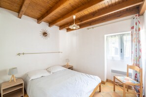 Gite 35m2 | Ameublement personnalisé, draps fournis