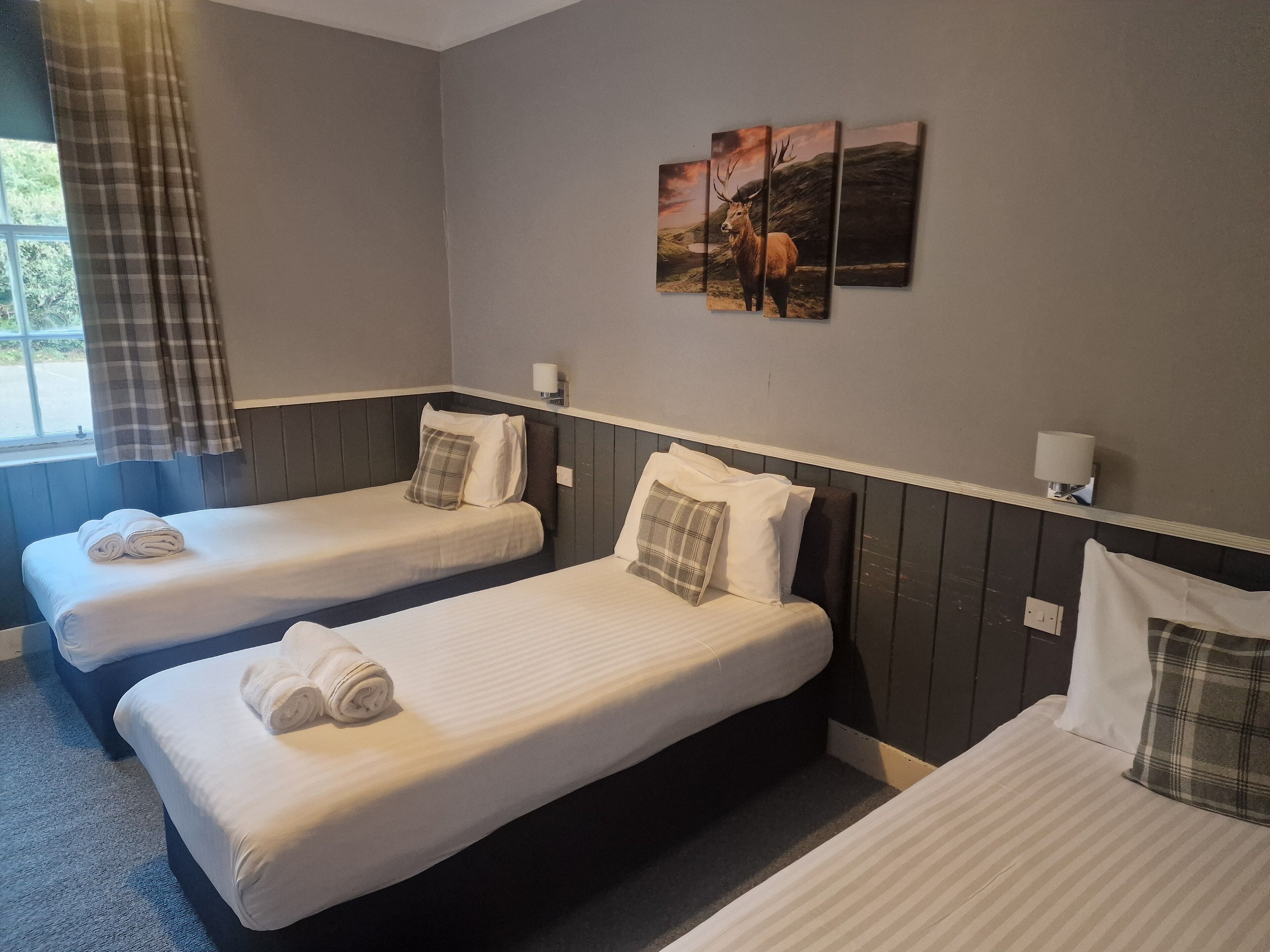 ห้องสแตนดาร์ดสำหรับสี่ท่าน | Wi-Fi ฟรี