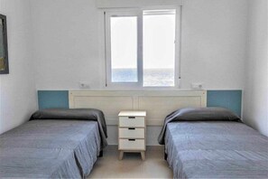 1 chambre, fer et planche à repasser, Wi-Fi