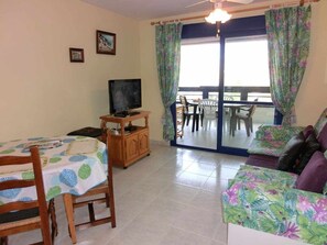 TV - 44A TB with sea views and wifi (Calpe/Calp)