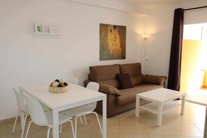 TV - 58 C Voramar, 1 bedroom apartment (Calpe/Calp)