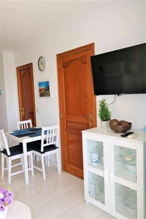 Dining - 2G MAR II 1st line of the beach with sea views (Calpe/Calp)