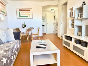 TV - B Voramar 45 sea views and wifi (Calpe/Calp)
