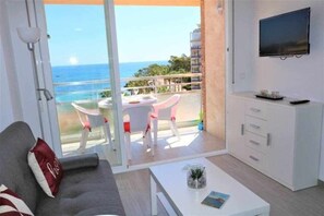 TV - 3F 1st beach line with sea views (Benicolada (Urbanizacion))