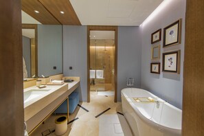 Ensemble douche/baignoire, baignoire relaxante profonde