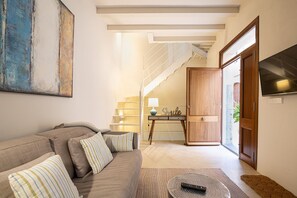 TV - Sa Caseta by Rentallorca (Sóller)