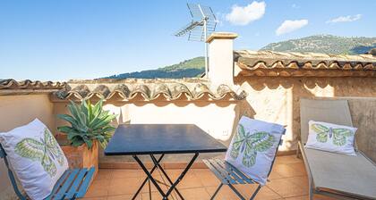 L'Angel by Rentallorca