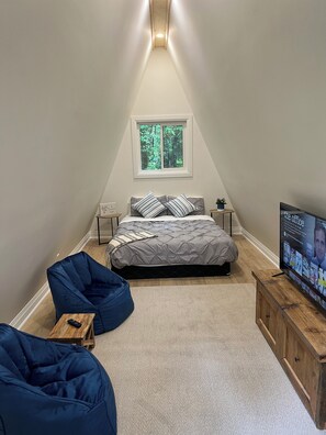 4 bedrooms, WiFi, bed sheets
