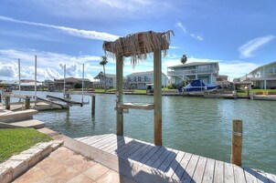 House, 4 Bedrooms | Marina