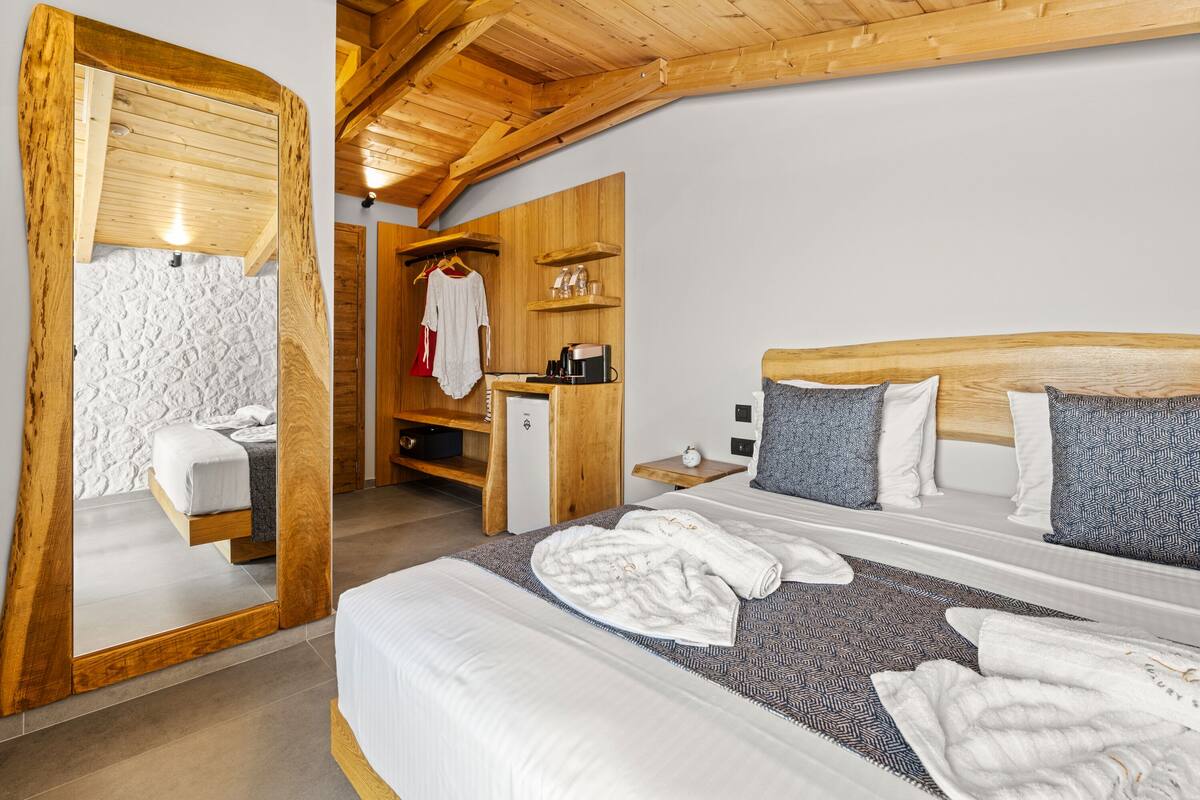 Garden View Loft Room | Hypo-allergenic bedding available, in-room safe, blackout drapes