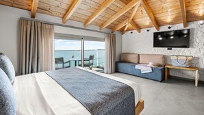 Sea View Junior Suite - Emily's Luxury Suites (Kassandra)