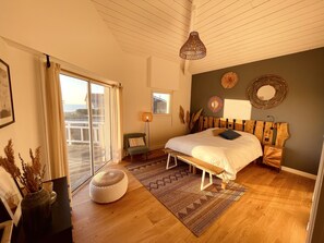 4 chambres, fer et planche à repasser, lit de bébé portatif, Wi-Fi