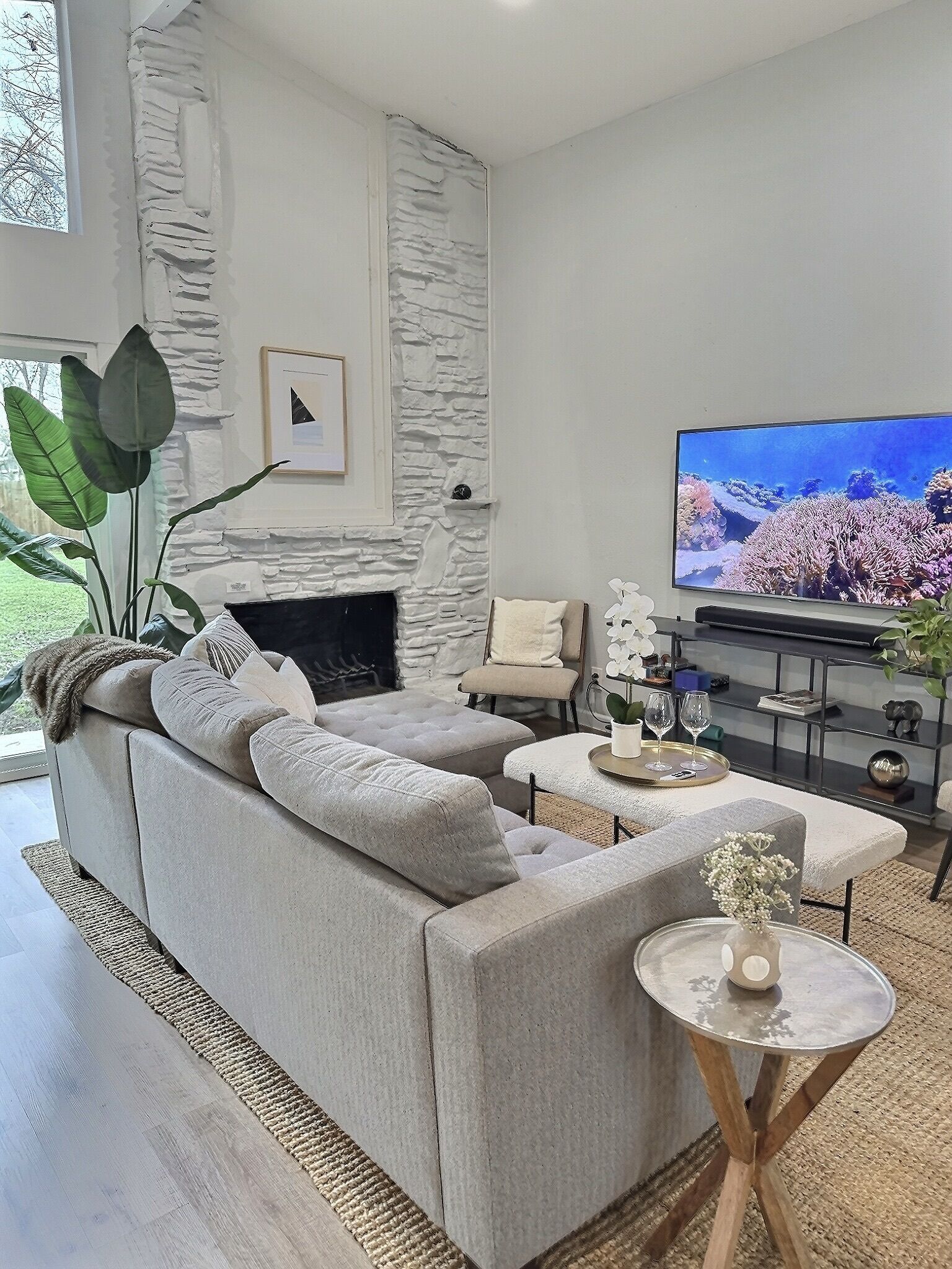 South Austin Newly Remodeled minutes to Downtown Open Concept w/ Large Backyard