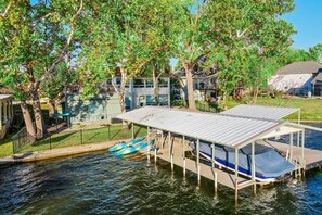 Marina - Deep Cove Getaway | Concierge Services (Marble Falls)