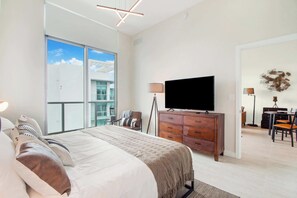 1 habitación, tabla de planchar con plancha, cuna de viaje y wifi 