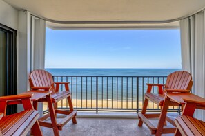 Property grounds - Luxurious oceanfront condo by Seaside Vacations & Sales (Ocean City)