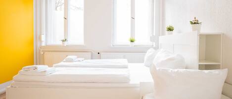 2 bedrooms, WiFi, bed sheets