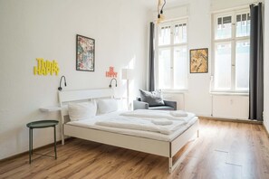 2 室のベッドルーム、アイロン / アイロン台、WiFi、ベッドシーツ