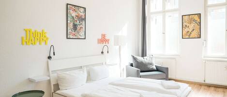 2 bedrooms, iron/ironing board, WiFi, bed sheets