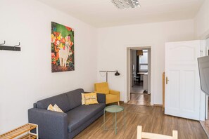 テレビ、書斎 / ワークスペース