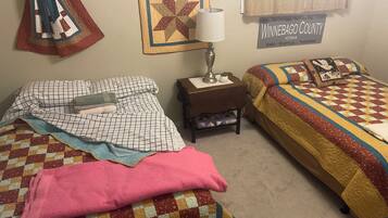 1 bedroom, free WiFi, bed sheets