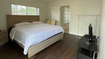 5 bedrooms, free WiFi