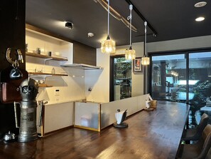 Casa familiar | Servicio a la habitación