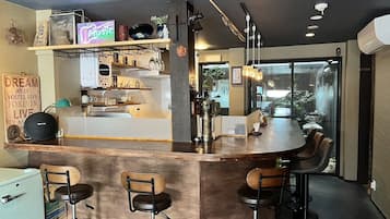家庭單棟房屋 | 房內用餐