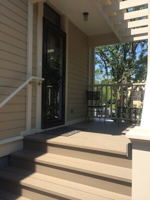 تفاصيل الفندق من الخارج