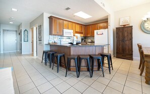 Køleskab, mikrobølgeovn, ovn, opvaskemaskine