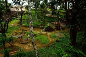 Property grounds - Fort Munnar (Devikolam)