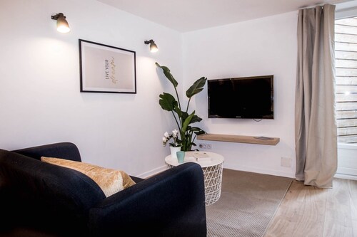 Appartement Sydney, | Charmant Studio avec balcon | Hyper centre