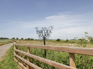 Cottage | Interior - Lea Farm House (Kidderminster)