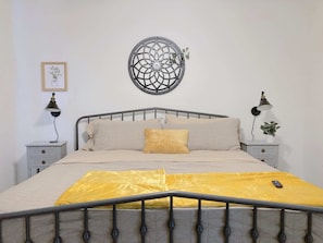 2 habitaciones, tabla de planchar con plancha y wifi gratis