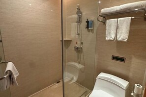 Room - Vienna Hotel (Ganzhou Railway Station Wanda Plaza Branch) (Ganzhou)