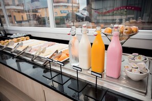 Tägliches Frühstücksbuffet (42 BRL pro Person)