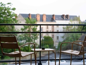 Premium bedding, pillow-top beds, individually decorated - Ibis Styles Dreux Centre Gare (Dreux)